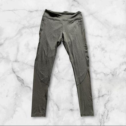 Legíny kari traa, l