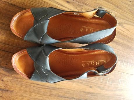 Kožené sandále na platforme, 36