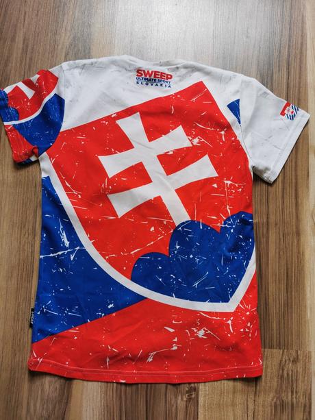 Funkčné tričká, 146