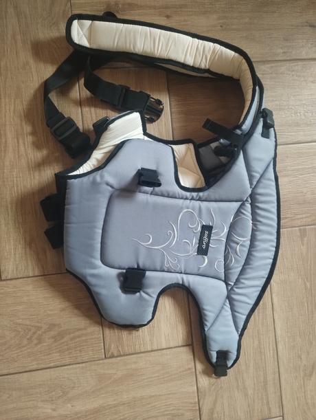 Klokanka, womar zaffiro