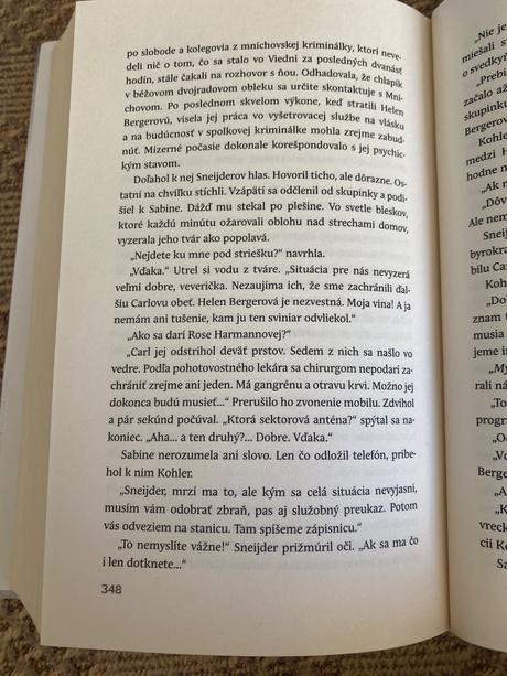 Čas smrti stará detská kniha a niekoľko ohavných v, 