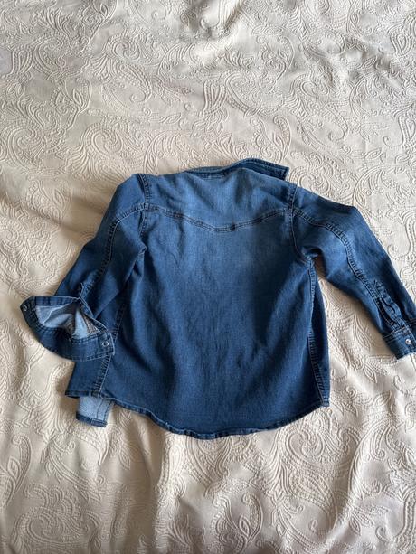 Riflova košeľa, 116