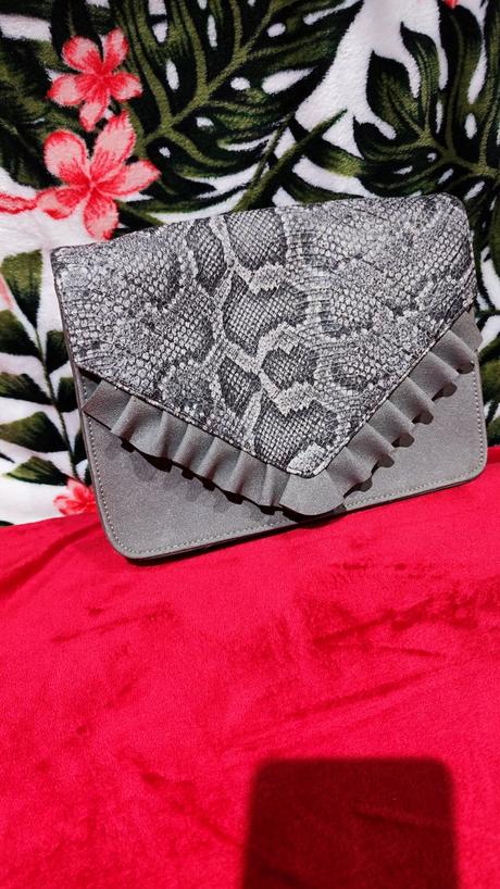 Šedá crossbody kabelka,