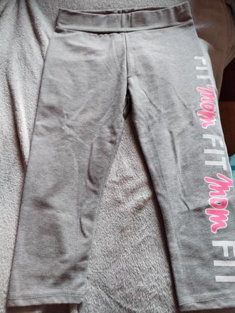 Tristvrtove leginy nove, m / s