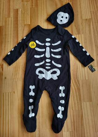 Dupačky s čiapkou halloween na 3-6 mesiacov,