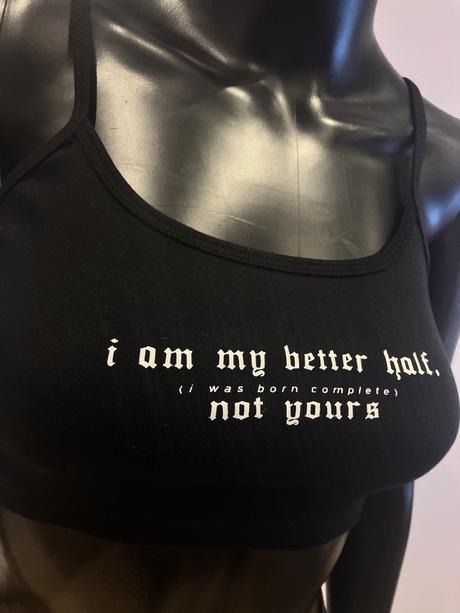 Čierny crop top s bielym nápisom bershka (s), bershka,s