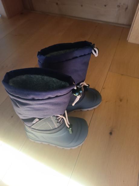 Barefoot snehule lurchi, lurchi,25