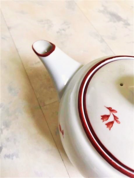 Starožitná konvica suisse langenthal,