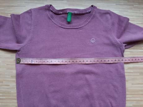 Fialovy tenky svetrik, benetton,104