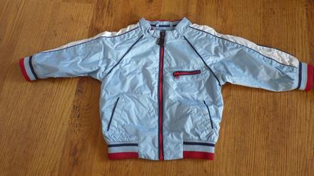 Prechodná bunda, 74