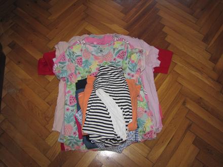 Balík prevažne letného oblečenia, xs