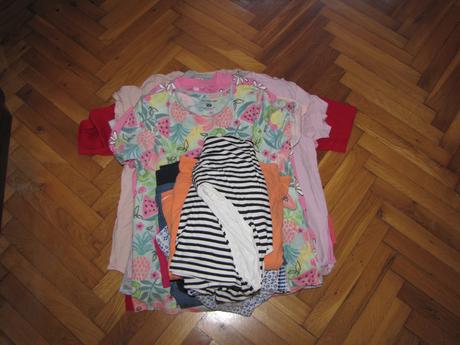 Balík prevažne letného oblečenia, xs