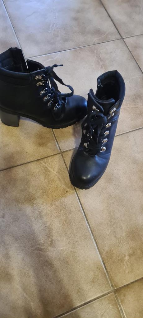 Cizmicky sinsay, sinsay,37