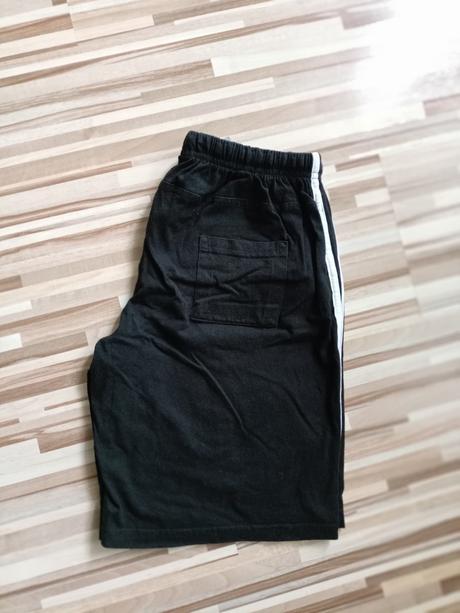 Chlapčenské kratase, 146