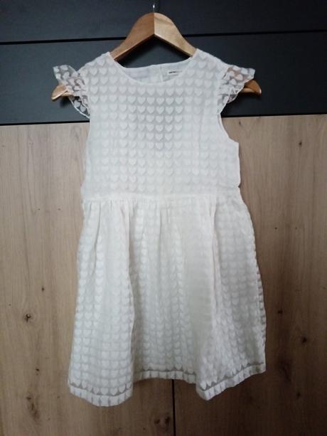 Srdiečkove šaty, 146