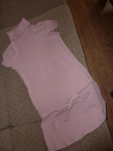 Ruzovy top s viazanim na bokoch, s