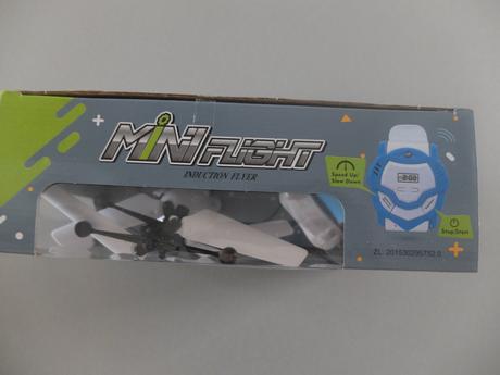 Robot ovládaný hodinkami, 