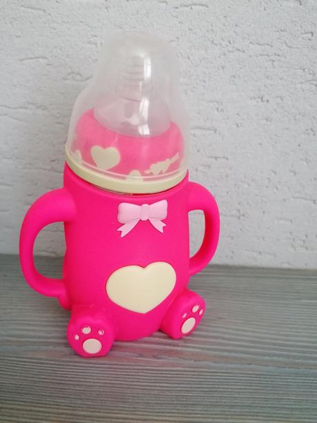 Sklenena dojcenska flasa, 