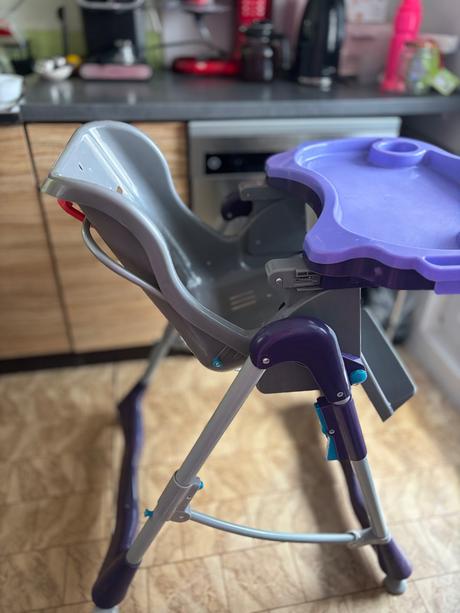 Jedálenská polohovateľná stolička, baby design