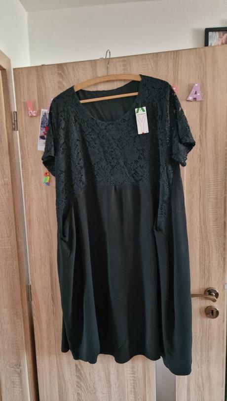 Šaty, 42 / 44 / 46 / 48 / 52