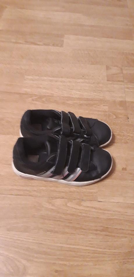 Adidas botasky vel.29, adidas,29