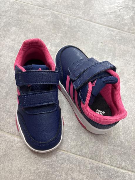 Botasky, adidas,25
