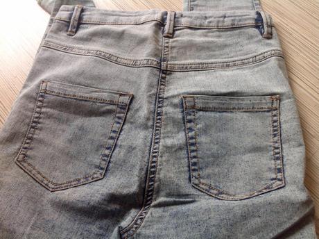 Makkucke skinny s vyssim sedom medicine /3n, 36