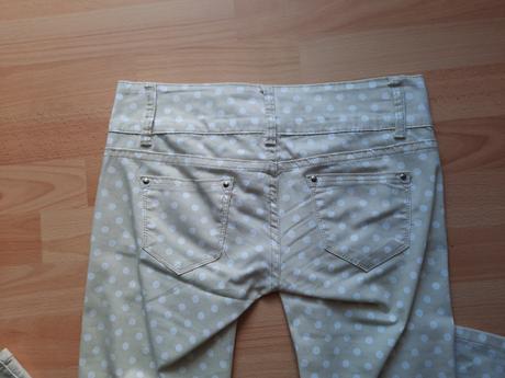 Dámske nohavice, 28