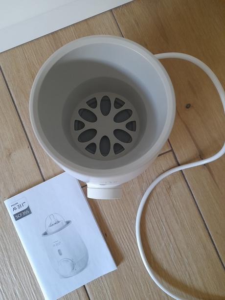 Ohrievačka na mlieko, avent