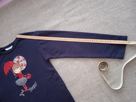 Mikina s dievčatkom a červeným dáždnikom, mayoral,134