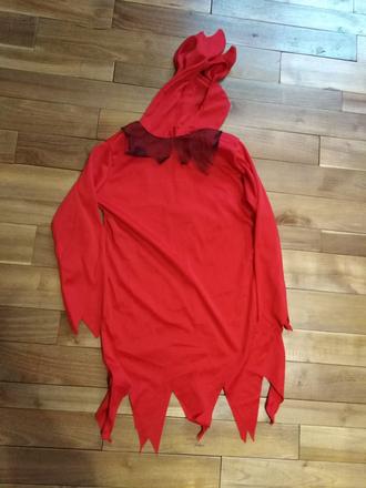 Kostym 122 - 128 cm,