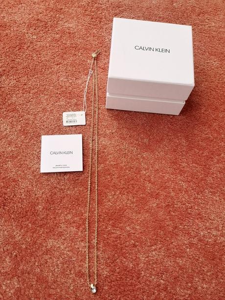Calvin klein dámsky náhrdelník s príveskom, calvin klein