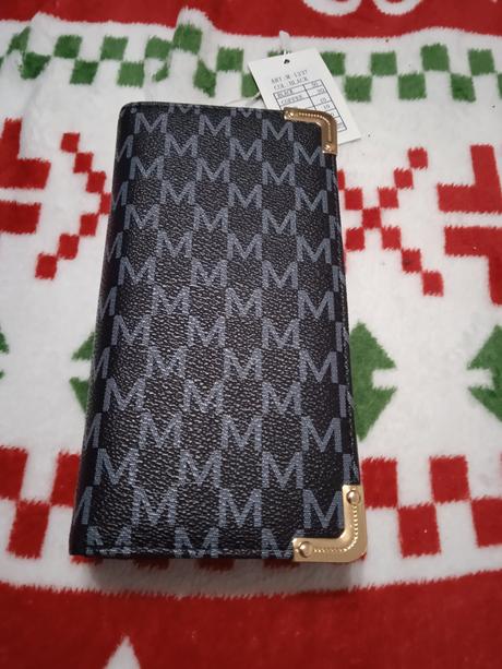 Dámska peňaženka,