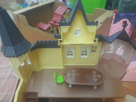 Ako nové, veľký playmobil 9475 šťastný domov lucky,
