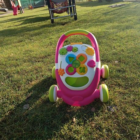 Značkové chodítko smoby, 