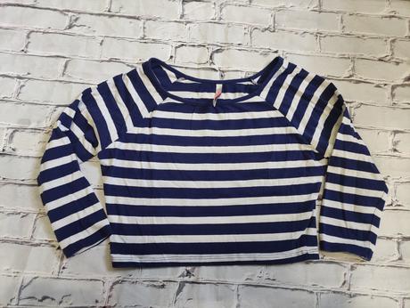 Cropp top fb sister, m