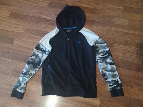 Predám detskú značkovú mikinu next, next,134