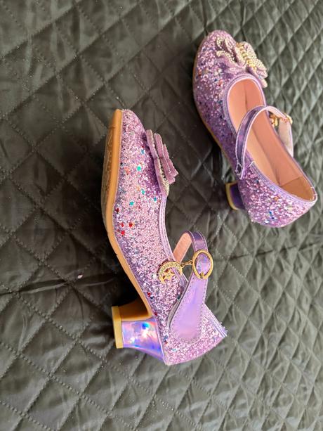 Lodicky ligotave na opatku pre malu princeznu, 32