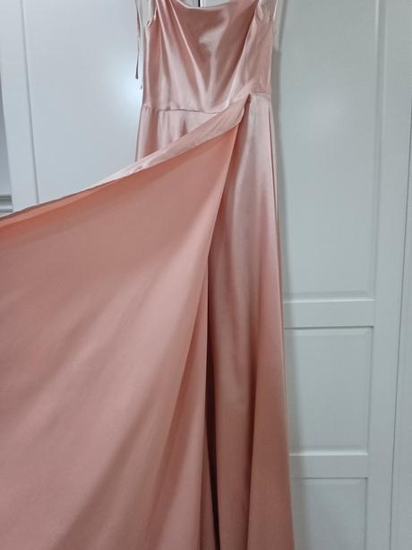 Spoločenské šaty, m