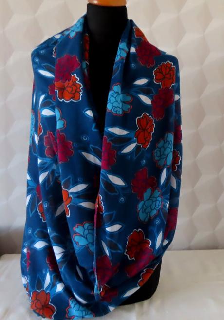 Esprit šatka - tunel, esprit