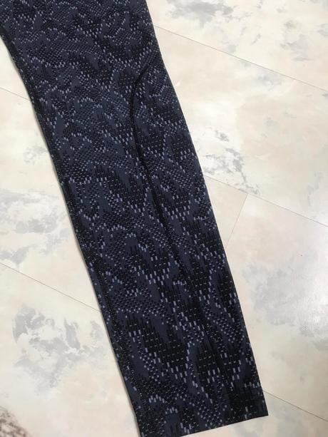 Kvalitné legíny adidas l/xl, adidas,l