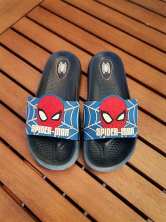 Papuče spider man, 32