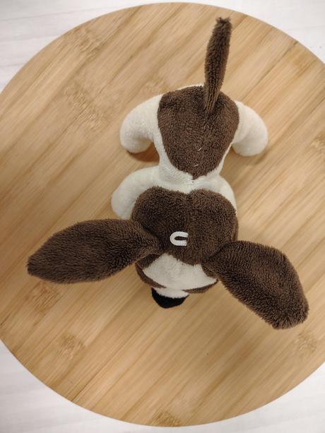 Plyšový krémovo hnedý psík, 21 cm, 