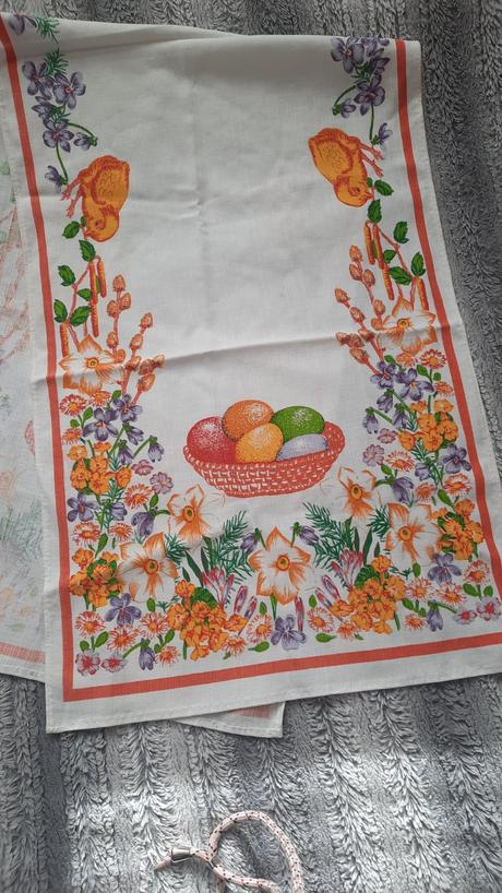 Behúň štola veľká noc retro na chalupu, 