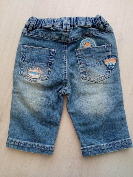 Chlapčenské modré rifle s nášivkami (62), 62