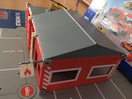 Sikuworld hasicska garaz, 