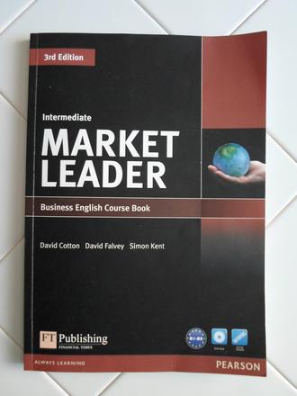 Kniha market leader,