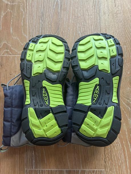 Snehule keen, keen,38