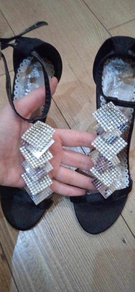 Elegantné dámske sandále, 38