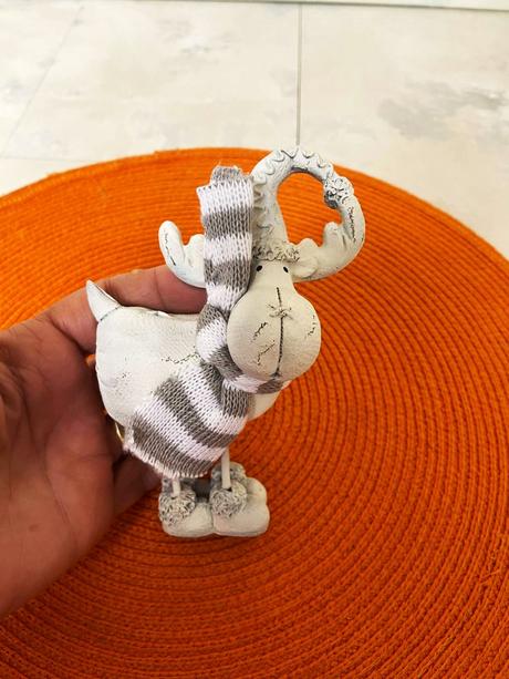 Dekorácia - vianočný sobík,